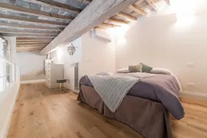 Santa Croce Apartment - Image 4