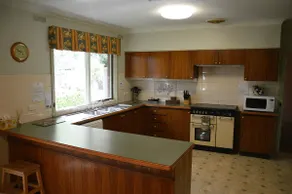 Clarence House, Bright - Image 3