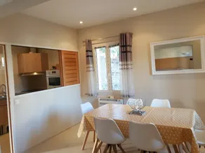 Beautiful villa with unique sea view for rent - Image 5