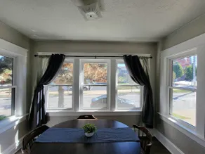 3-bedroom blocks from downtown and bayfront - Image 5