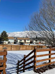 Beautiful home in Layton - Image 4