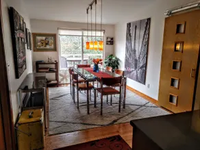 NE Seattle Sojourn. Single floor 2-bd suite/home. - Image 5