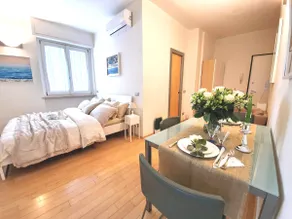 Corso Vercelli Apartment - Image 4