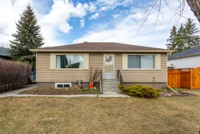 Private, quiet, close to DT and airport - Image 3