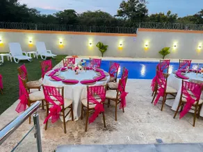 5 Star Villa Minutes From Airport And Beaches - Image 5