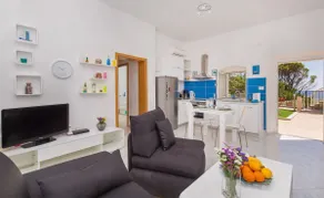 The Happy Apartment - Image 3