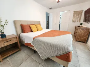 Charming College pk Duplex @Lake Fairview Sleeps 8 - Image 4