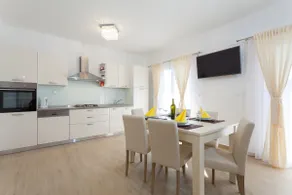 Seaview apartment Stipisic - Image 2