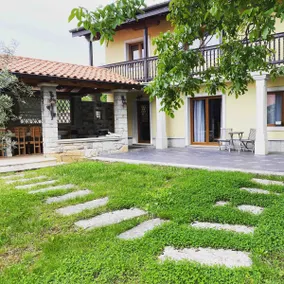 Large Villa HerMes arT in Karst Wine Region - Image 5