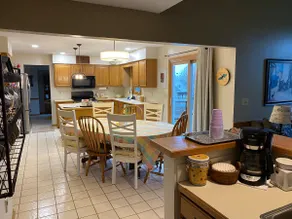 Welcoming, very spacious, safe area - Image 2