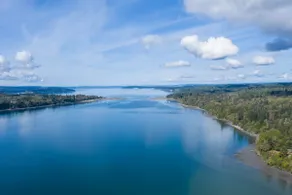 Waterfront Gamble Bay House +Seasonal Heated Pool - Image 2