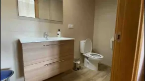 Apartment 4 - Image 5