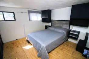 Two blocks from beach mini-loft - Image 5