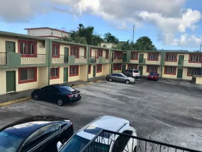 Stunning Private 2 bedrm Apt Centrally located $$$ - Image 2