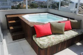 Luxury Duplex Penthouse in Jurerê - Image 3