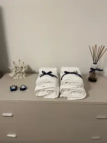 Apartment with a pool - Image 5