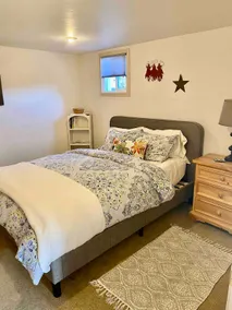 Great Location Downtown 2BR with Yoga & Play Room - Image 2