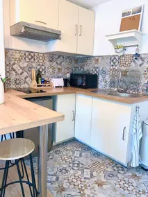 Beautiful Townhouse in a great location - Image 2