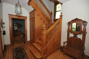 Tritsch House B & B Vackert restaurerade Queen Anne Alma WI - Central Air - Image 3