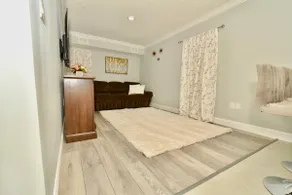 Cozy and modern place - Image 5