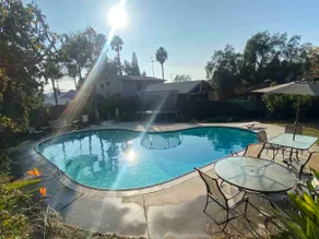 3BDR Gem- Heated Pool & Theater room-10 min to DT - Image 3