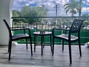 Luxurious Island Vibes Apartment @ Sandcastle C13 - Image 3