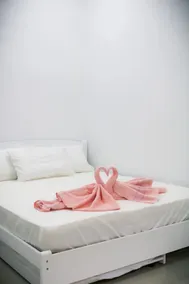 YA · Home HOMESTAY - Image 3