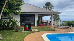 House with breathtaking views of the lagoon and Moorea - Image 3