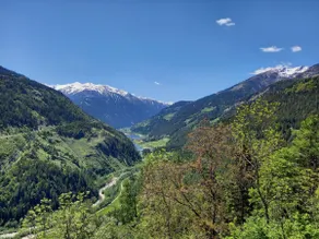 Mountain hut with beautiful view and sauna - Image 3