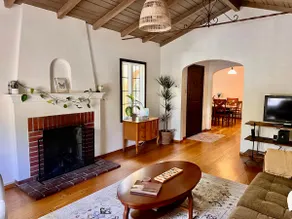 Charming Mediterranean Bungalow - Image 2