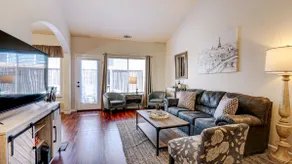 Cozy, Convenient, Central Wine Country Home - Image 4