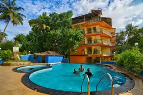 Bright & Modern 2 BHK Apartment With Pool @ Anjuna - Image 2