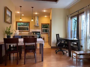 Downtown Camas Apartment - Image 2