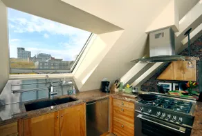 Extraordinary Architectural Masterpiece Downtown - Image 4