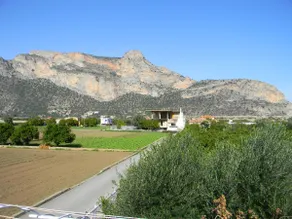 Mika's Farmhouse - Image 5