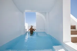 Olia Cocoon, one bedroom, outdoor jacuzzi, views - Image 3