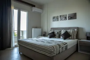 Luxury Villa Marilena - Image 4