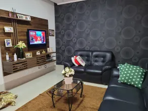 very cozy house, very quiet and safe neighborhood - Image 2
