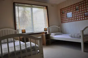 Location Perfect! Pet/Mobility Friendly Fast Wifi - Image 5