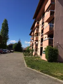 Thonon apartment very close to the center of Spa with private parking - Image 3