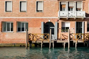 Stunning Luxury Loft, with Private Terrace on Canal - Image 5