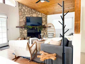 Renovated cabin, close to town, Lake & activities - Image 3