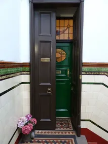 Elegant Victorian Apartment In Glasgow's West End - Image 3