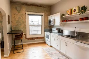 Downtown Private Suite - Image 3