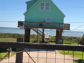 Surf Inn Surfside Beach Home - Image 2