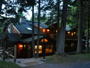 Adirondack Waterfront Lodge Close to Old Forge with A/C and Heated Garage - Image 5