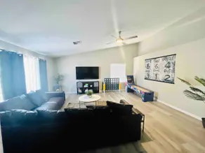 The Glendale Game Day House! - Image 3