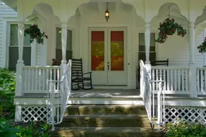 The Magnolia House - Image 2