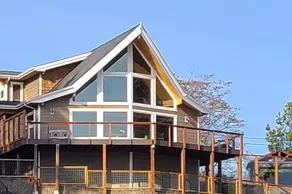 Luxurious Beach House at Paradise Bay - Image 2