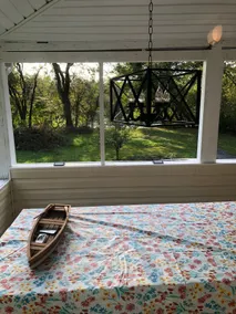 Creek side cottage with awesome porch and fire pit - Image 3